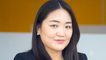 Prof. SueYeon Chung headshot