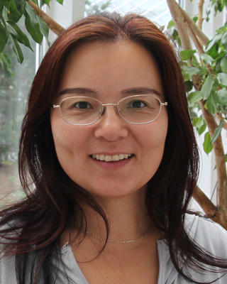 Jieping Fang headshot