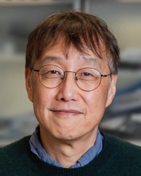 Prof. Philip Kim