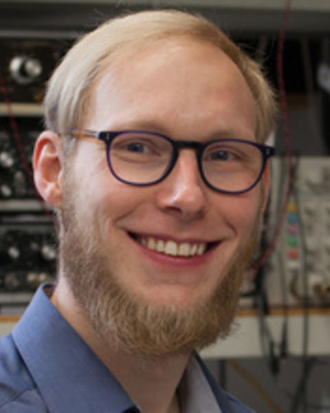 Prof. Stefan Knirck headshot
